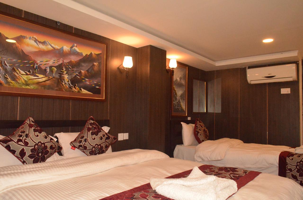 Hotel Holiday Inn Kathmandu Ngoại thất bức ảnh