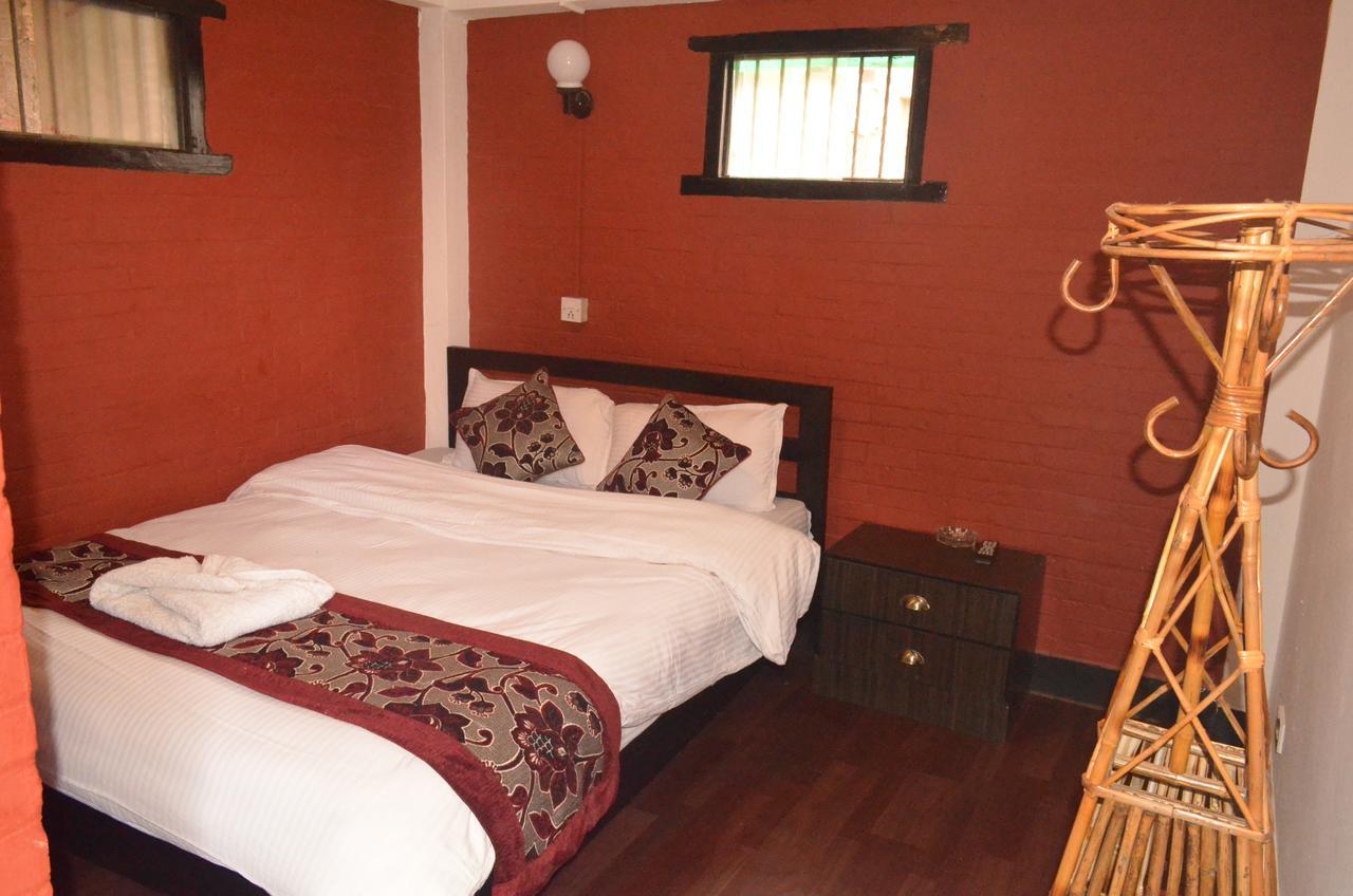 Hotel Holiday Inn Kathmandu Ngoại thất bức ảnh