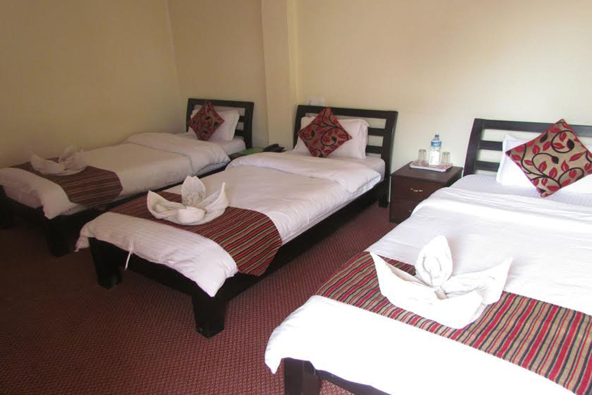 Hotel Holiday Inn Kathmandu Ngoại thất bức ảnh